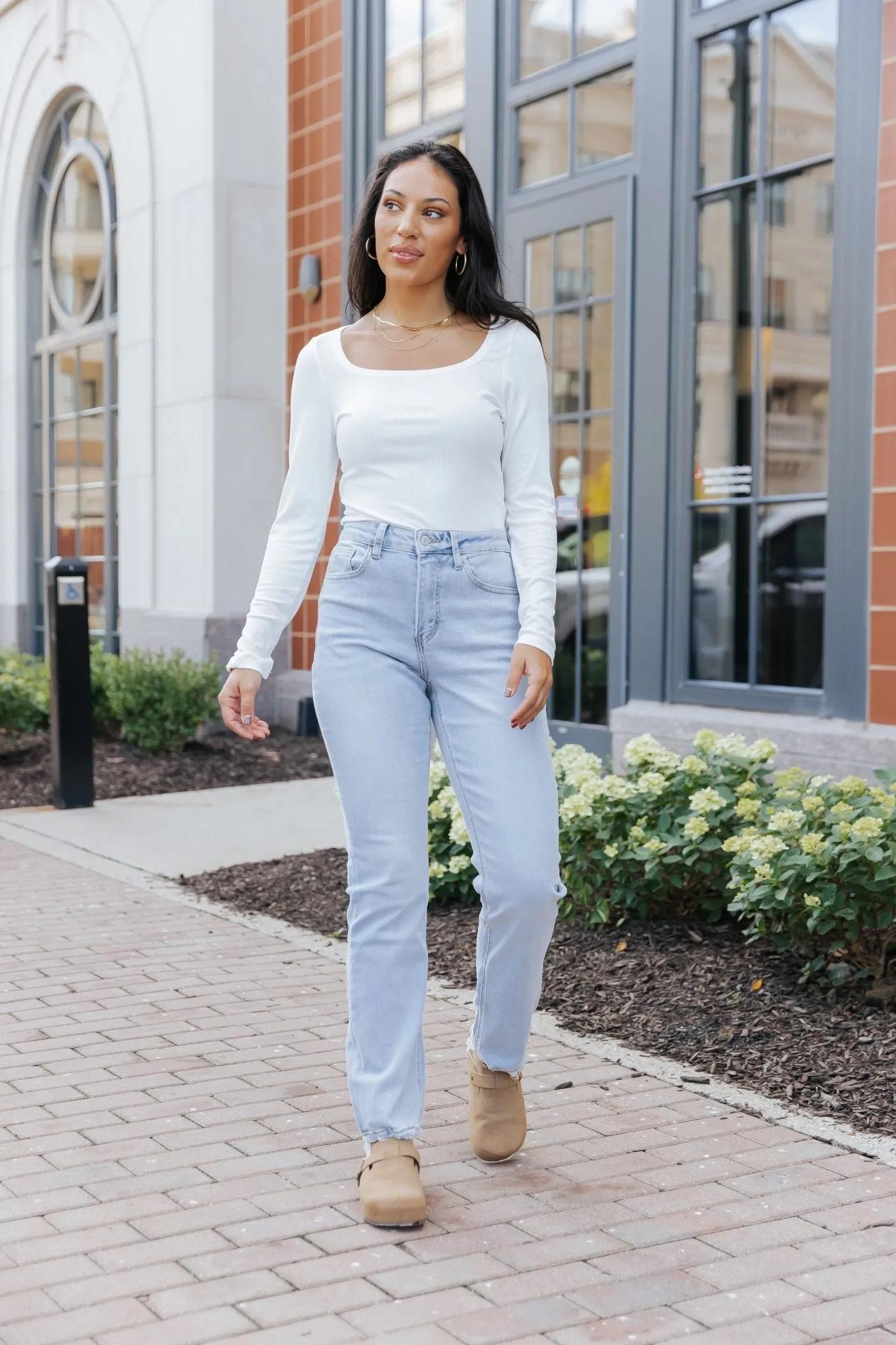 Light Wash 90's High Rise Straight Leg Jeans