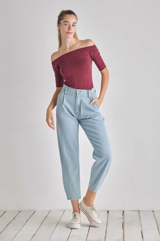 TEEK - Off-The-Shoulder Top