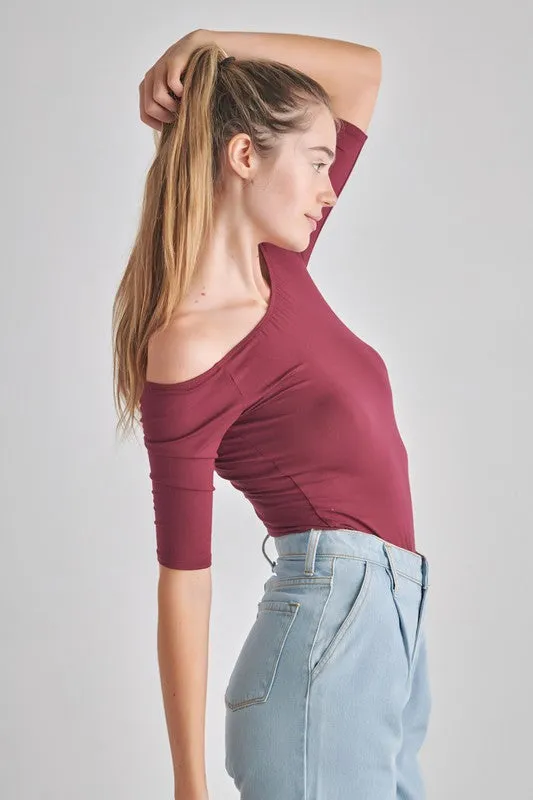 TEEK - Off-The-Shoulder Top