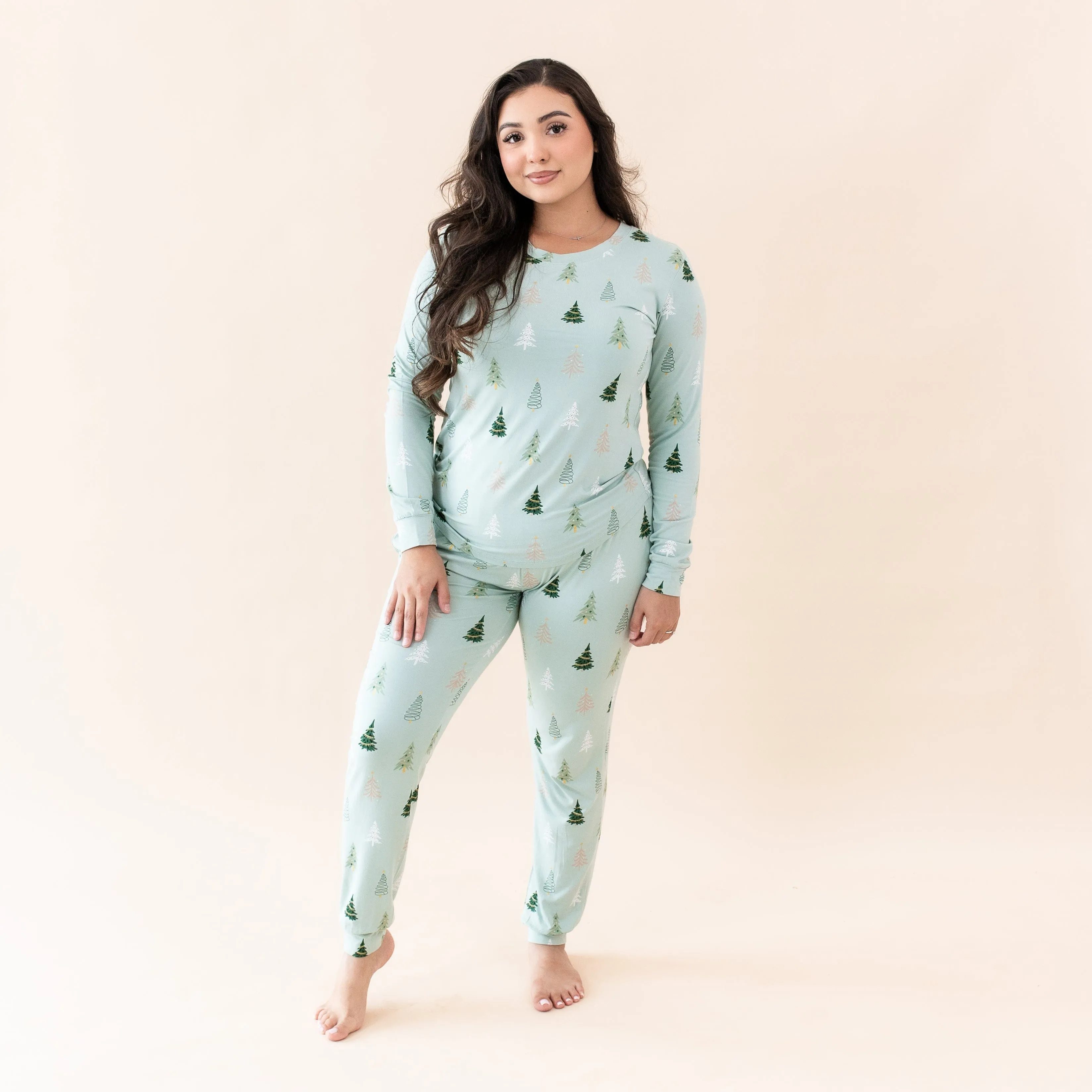 Women's Jogger Pajama Set in Boho Tree