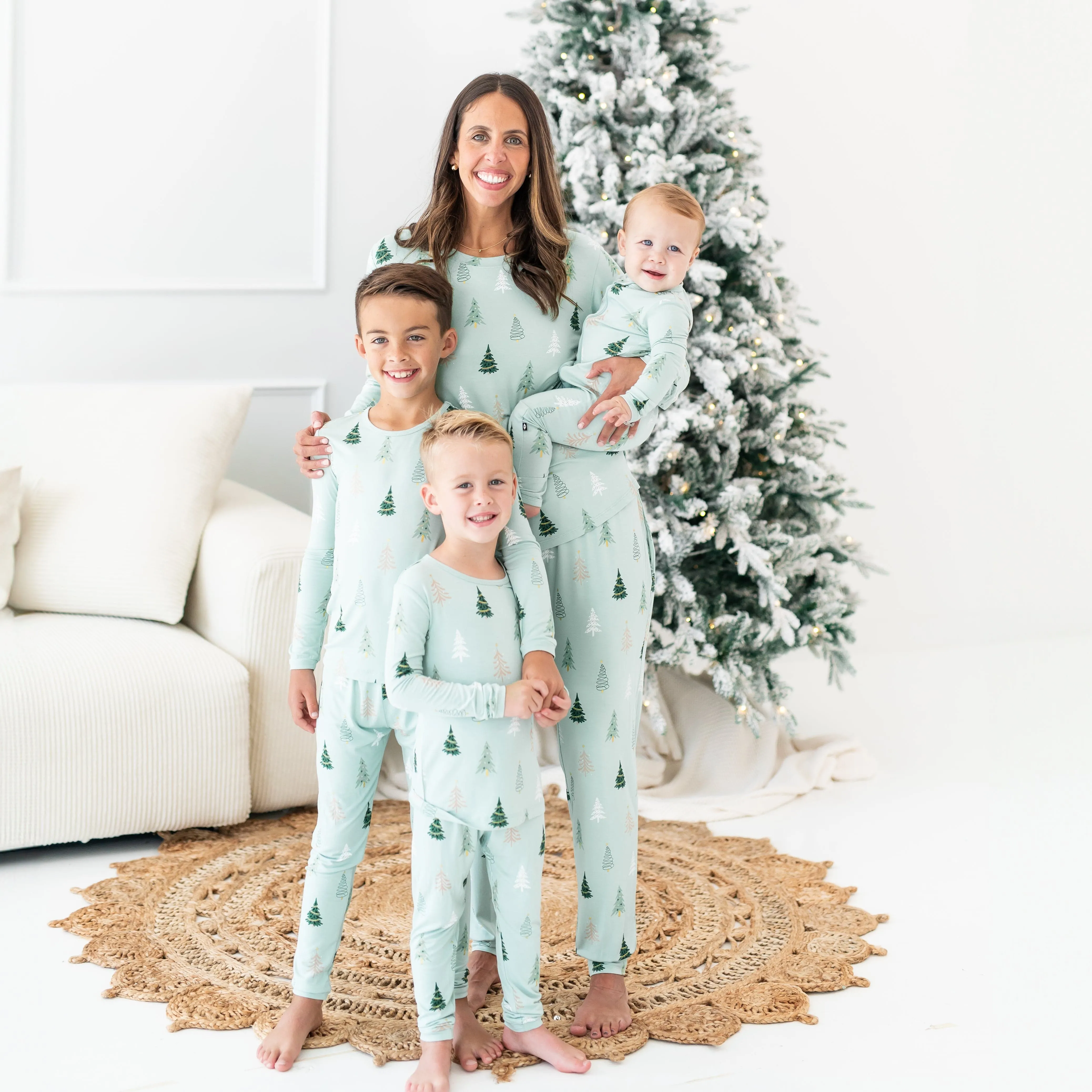 Women's Jogger Pajama Set in Boho Tree