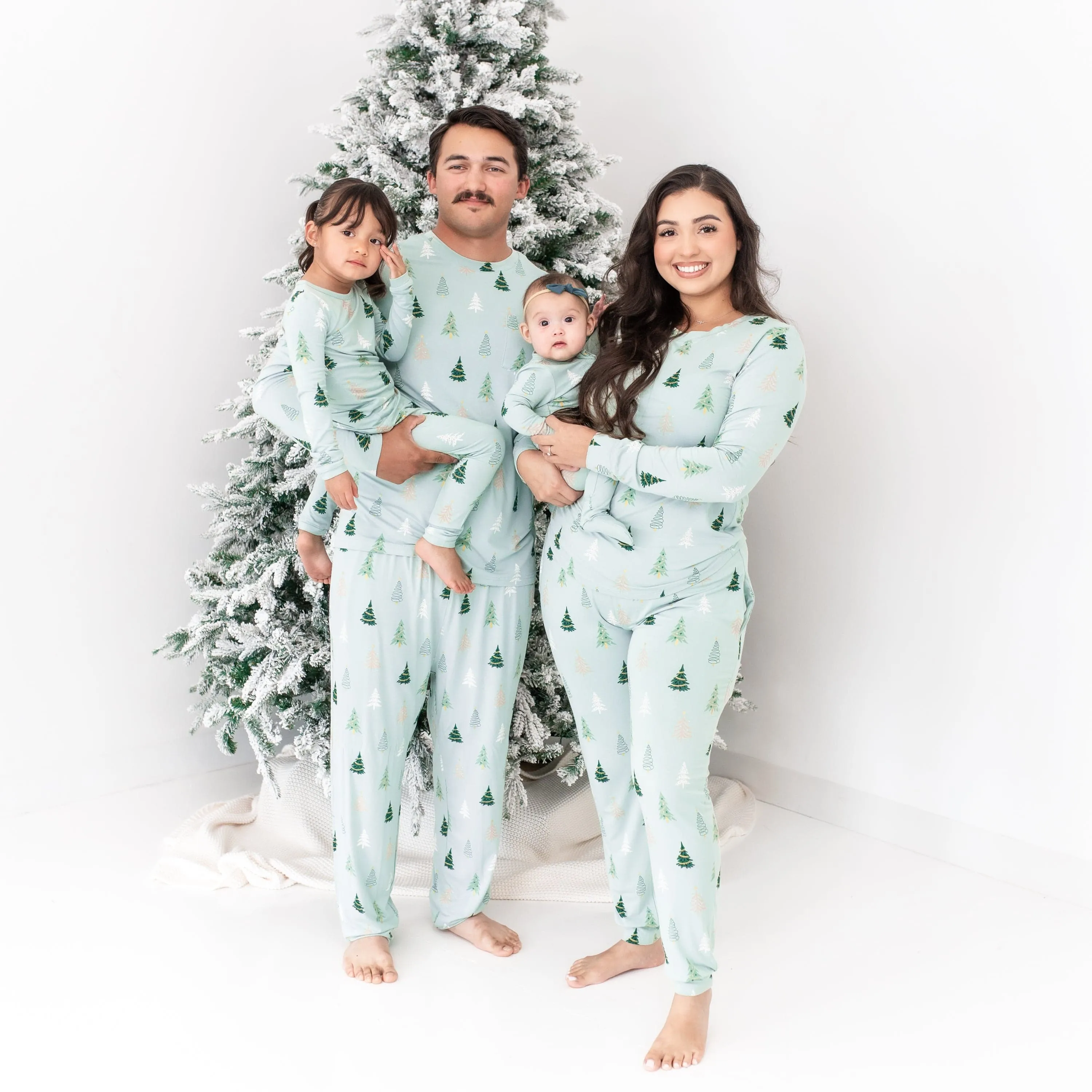 Women's Jogger Pajama Set in Boho Tree