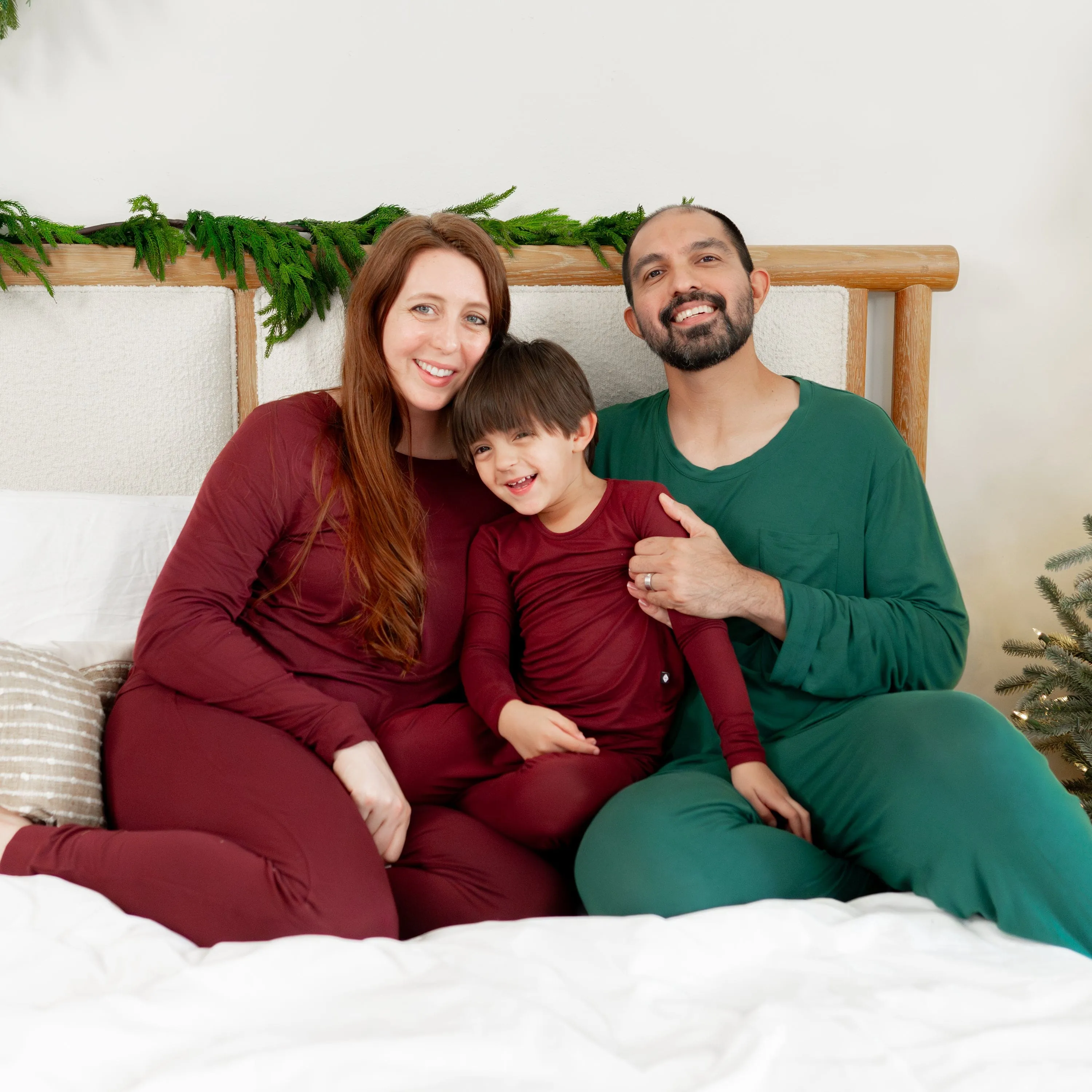 Women's Jogger Pajama Set in Burgundy