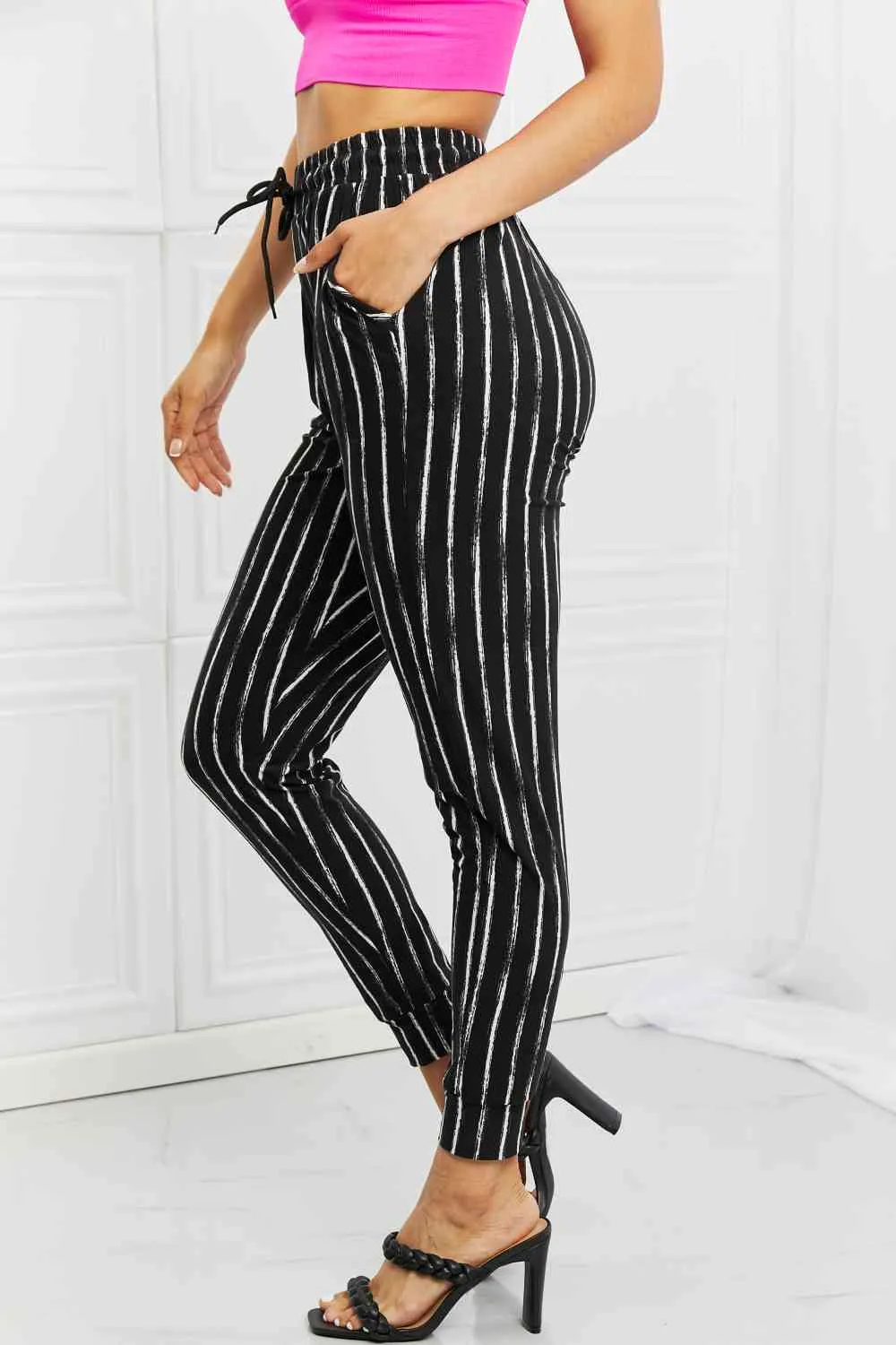 Women's Leggings Depot Stay In Full Size Joggers