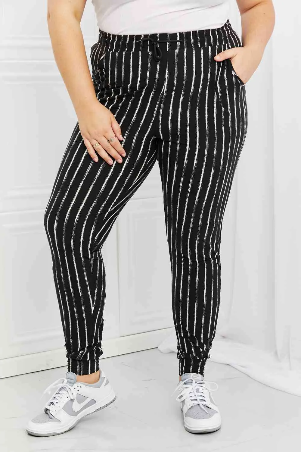 Women's Leggings Depot Stay In Full Size Joggers